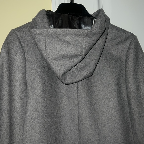 NWT - S/M - J. Crew Toggle Wool Cashmere Blend Cape Coat - Heather Gray - Picture 6 of 10